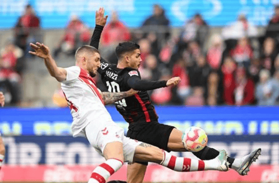 九游游戏平台-英超赛程吃紧，法兰克福关键时刻门线救险，话题不断，身体对抗强度拉满